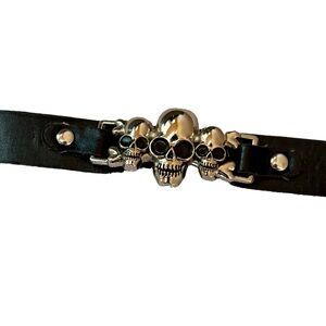 Black Leather Bracelet with Metal Skull Decoration